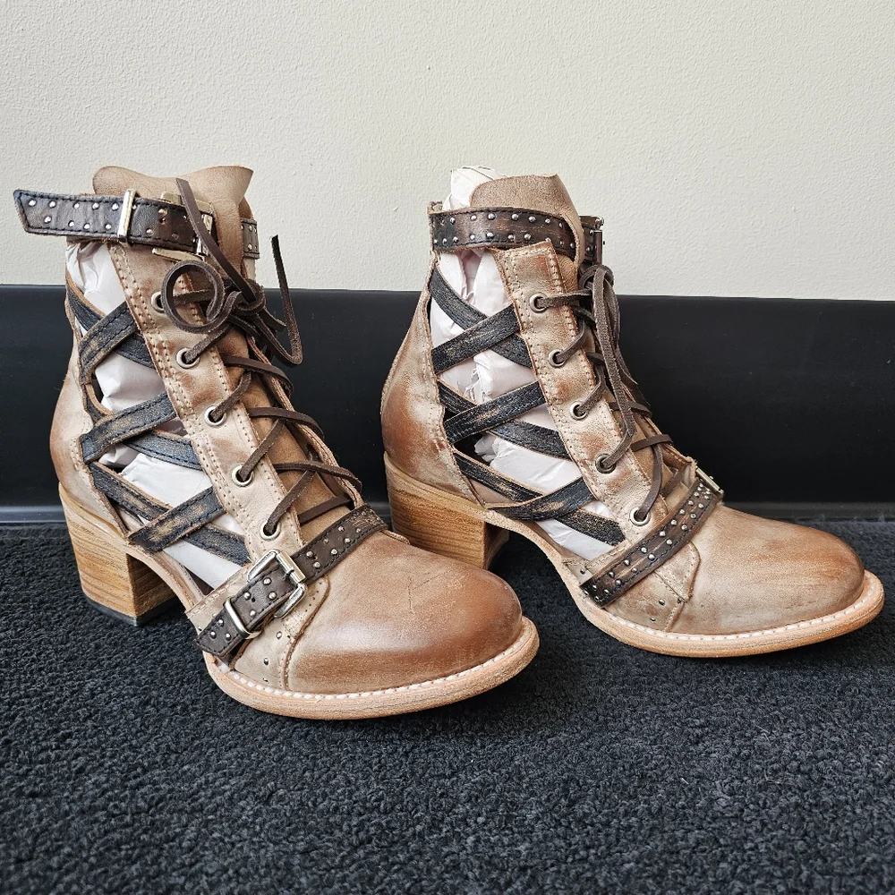 FreeBird by Steven Cheyenne Taupe Multi Sz 9 (SOLD) - Picture 2 of 11